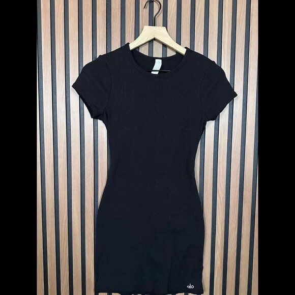 ALO Yoga | Dresses | Alo Yoga Dress Small Womens Black Ribbed Goddess Mini Short Sleeve Curvy Bodycon | Poshmark ALO Yoga | Dresses | Alo Yoga Dress Small Womens Black Ribbed Goddess Mini Short Sleeve Curvy Bodycon | Poshmark